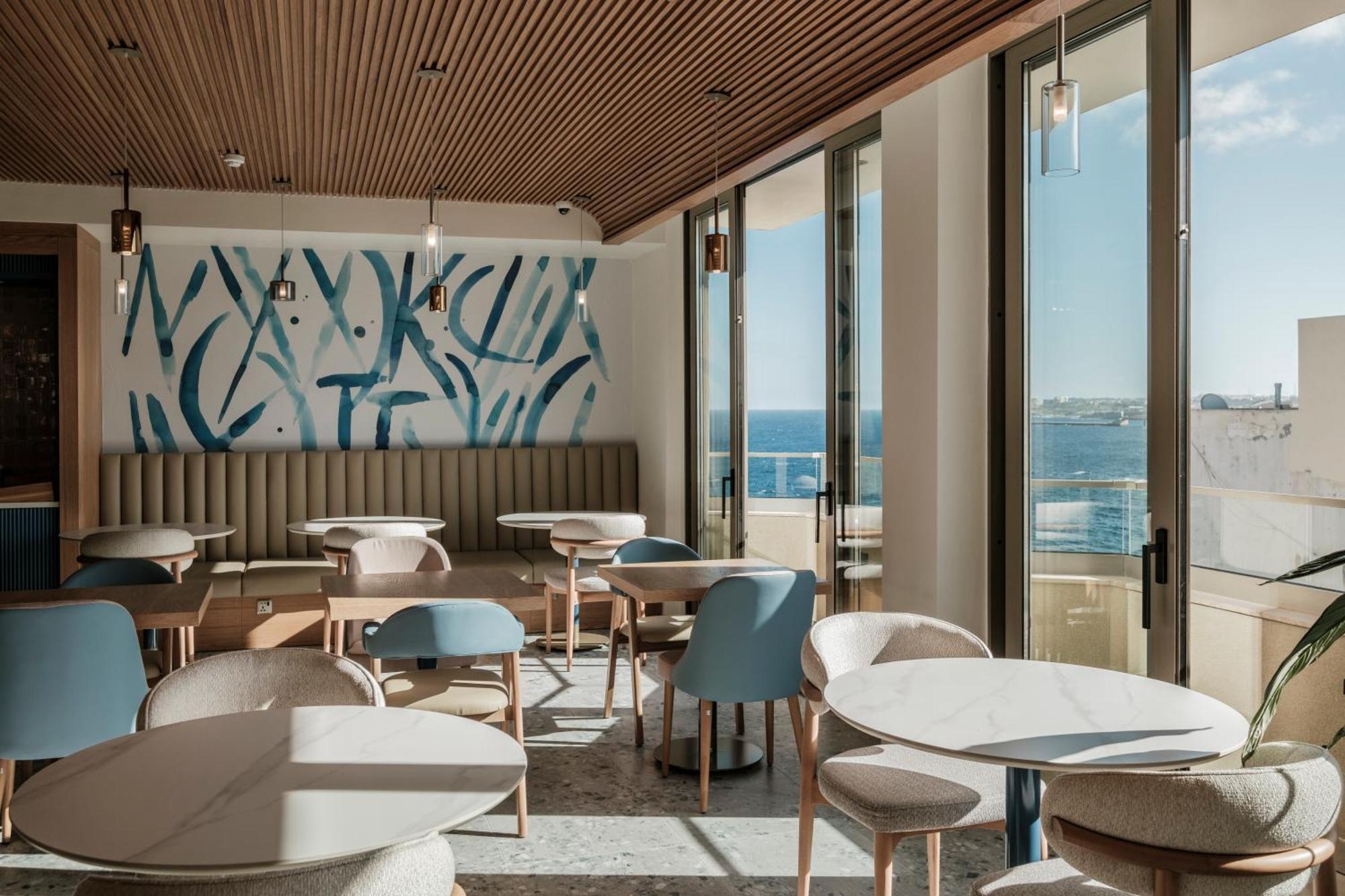 Courtyard By Marriott Sliema Hotel Kültér fotó