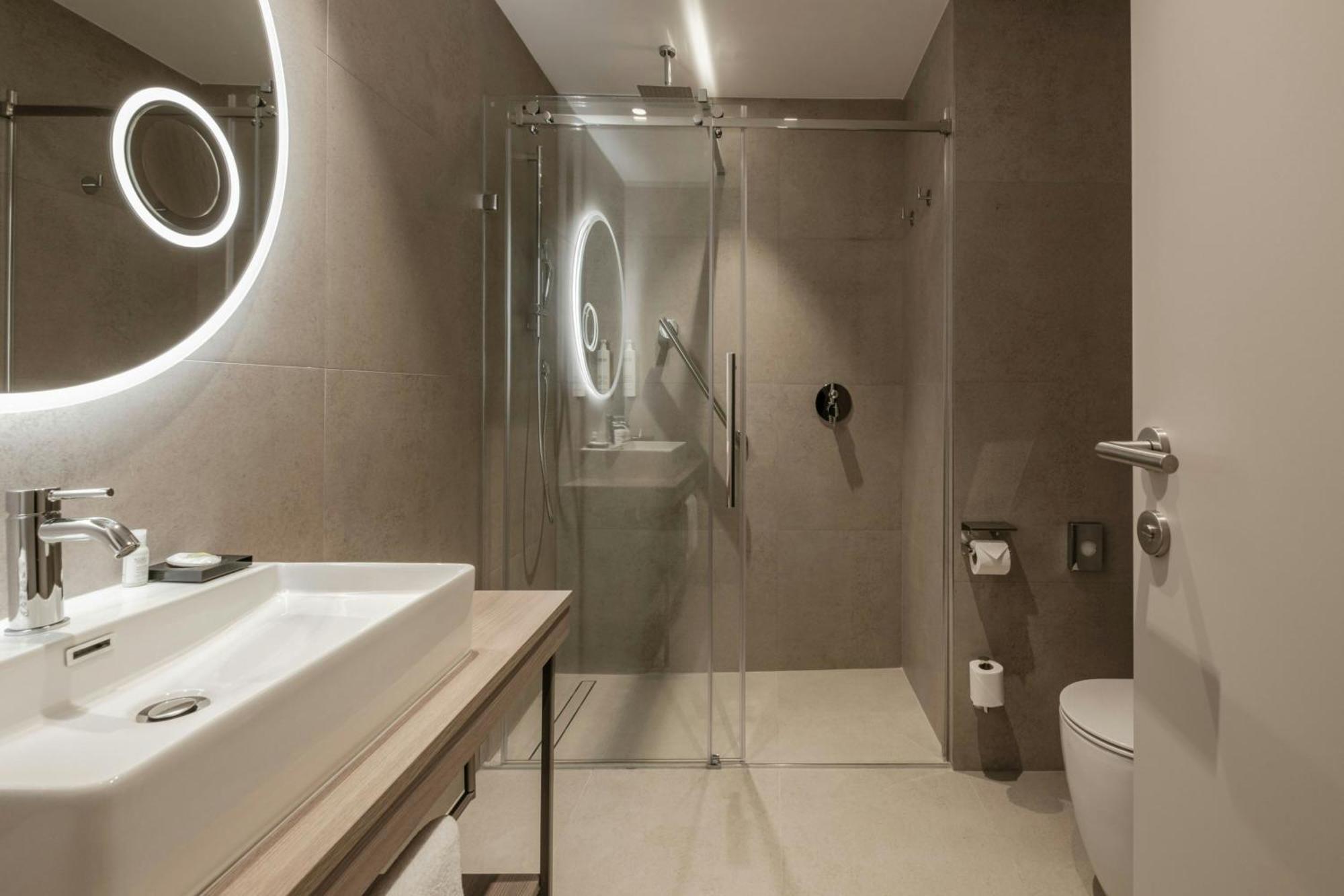 Courtyard By Marriott Sliema Hotel Kültér fotó
