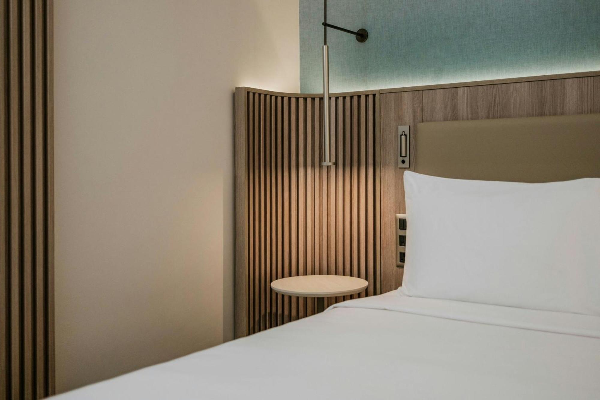 Courtyard By Marriott Sliema Hotel Kültér fotó