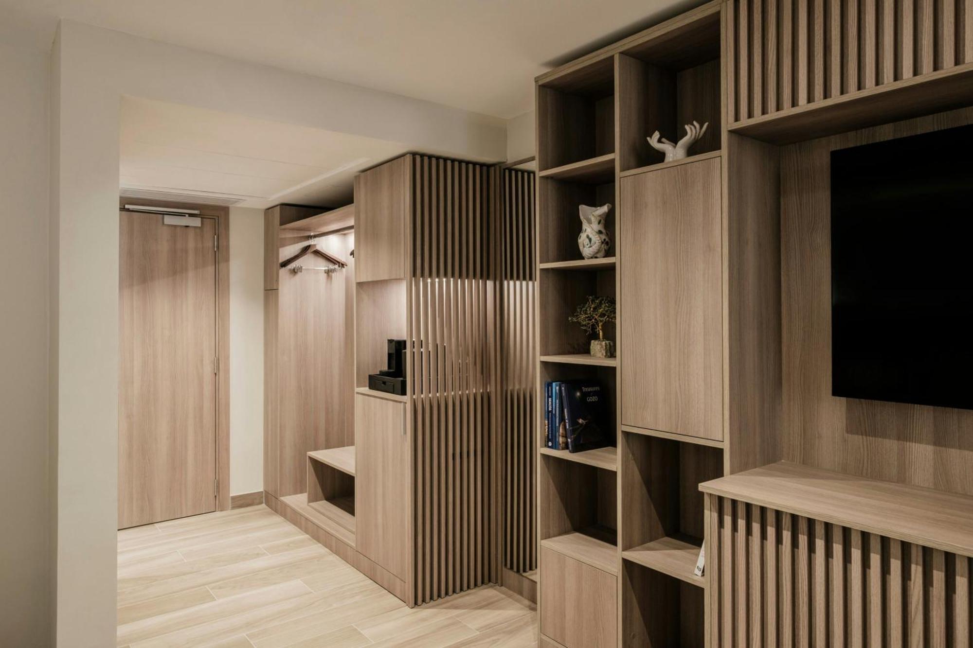 Courtyard By Marriott Sliema Hotel Kültér fotó