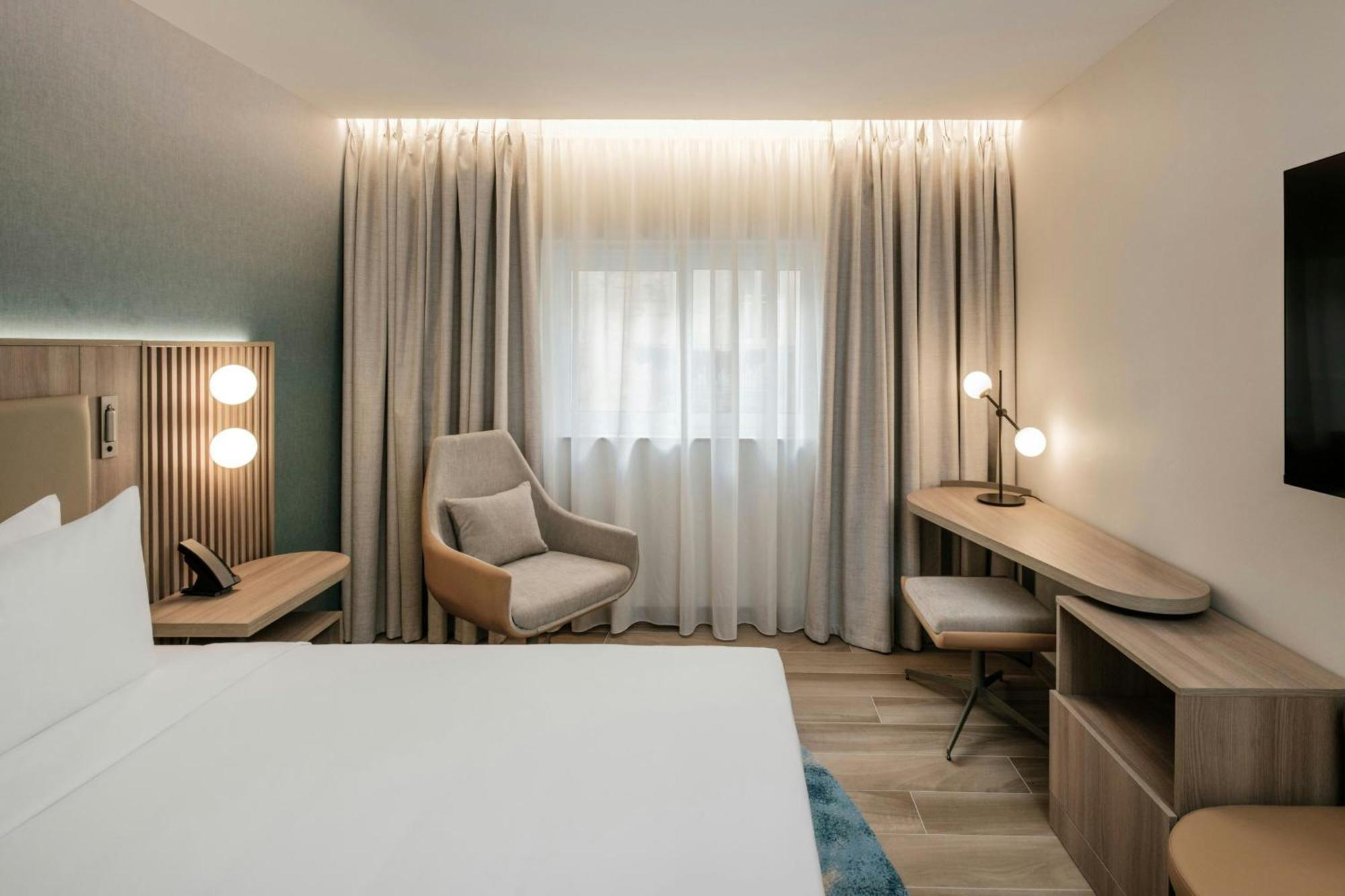 Courtyard By Marriott Sliema Hotel Kültér fotó