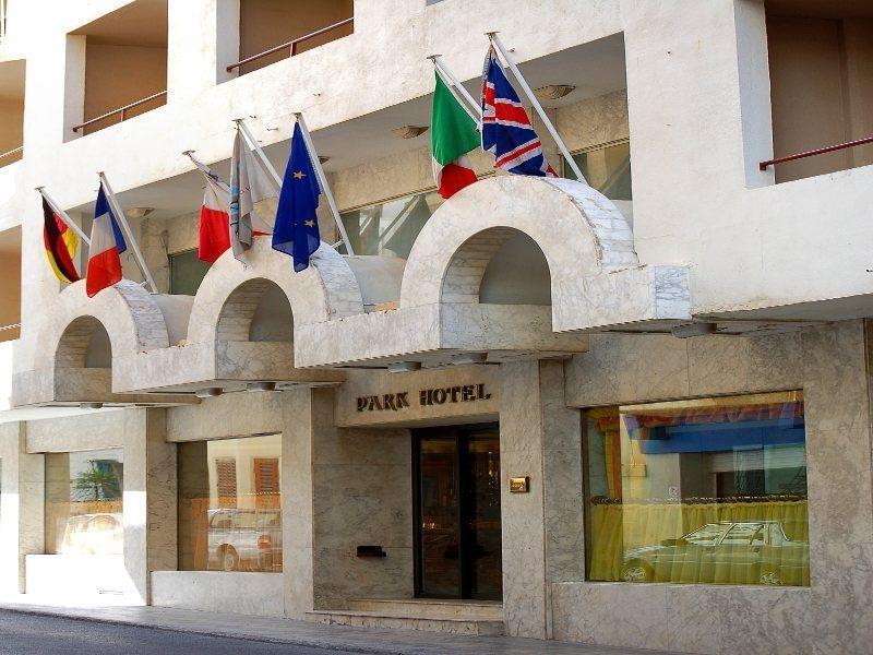 Courtyard By Marriott Sliema Hotel Kültér fotó