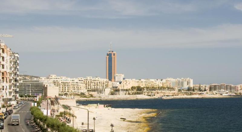 Courtyard By Marriott Sliema Hotel Kültér fotó