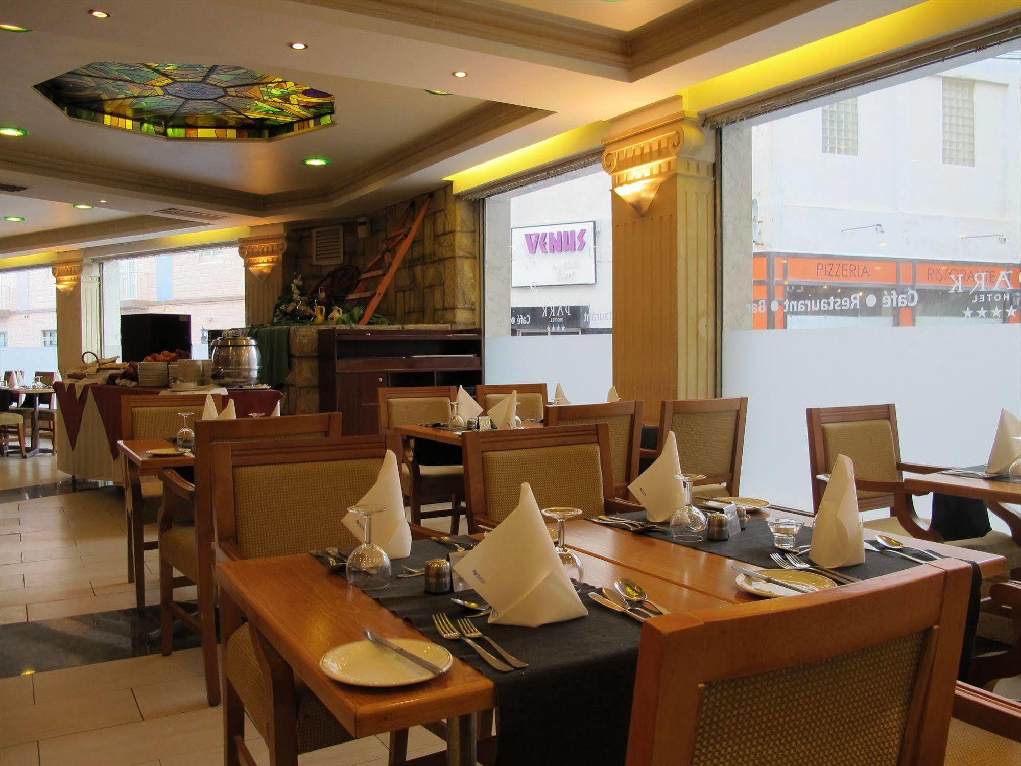 Courtyard By Marriott Sliema Hotel Kültér fotó